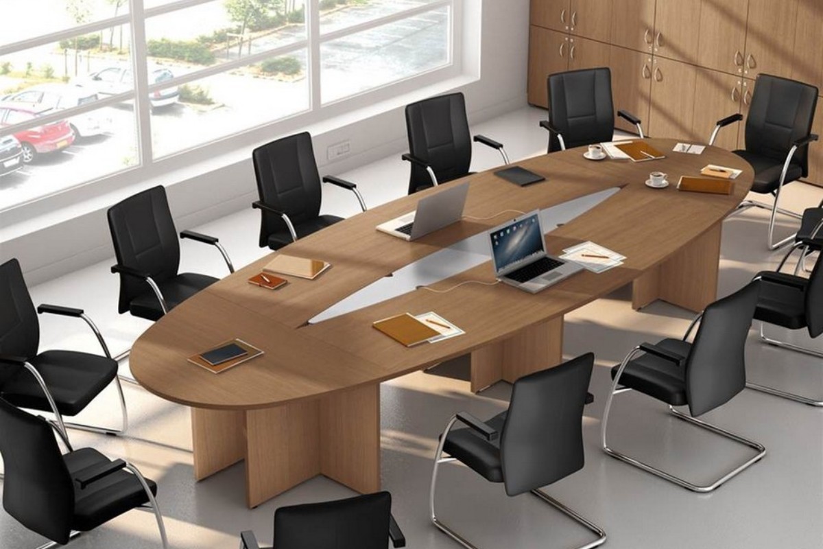Bàn họp nâu chân gỗ chắc chắn