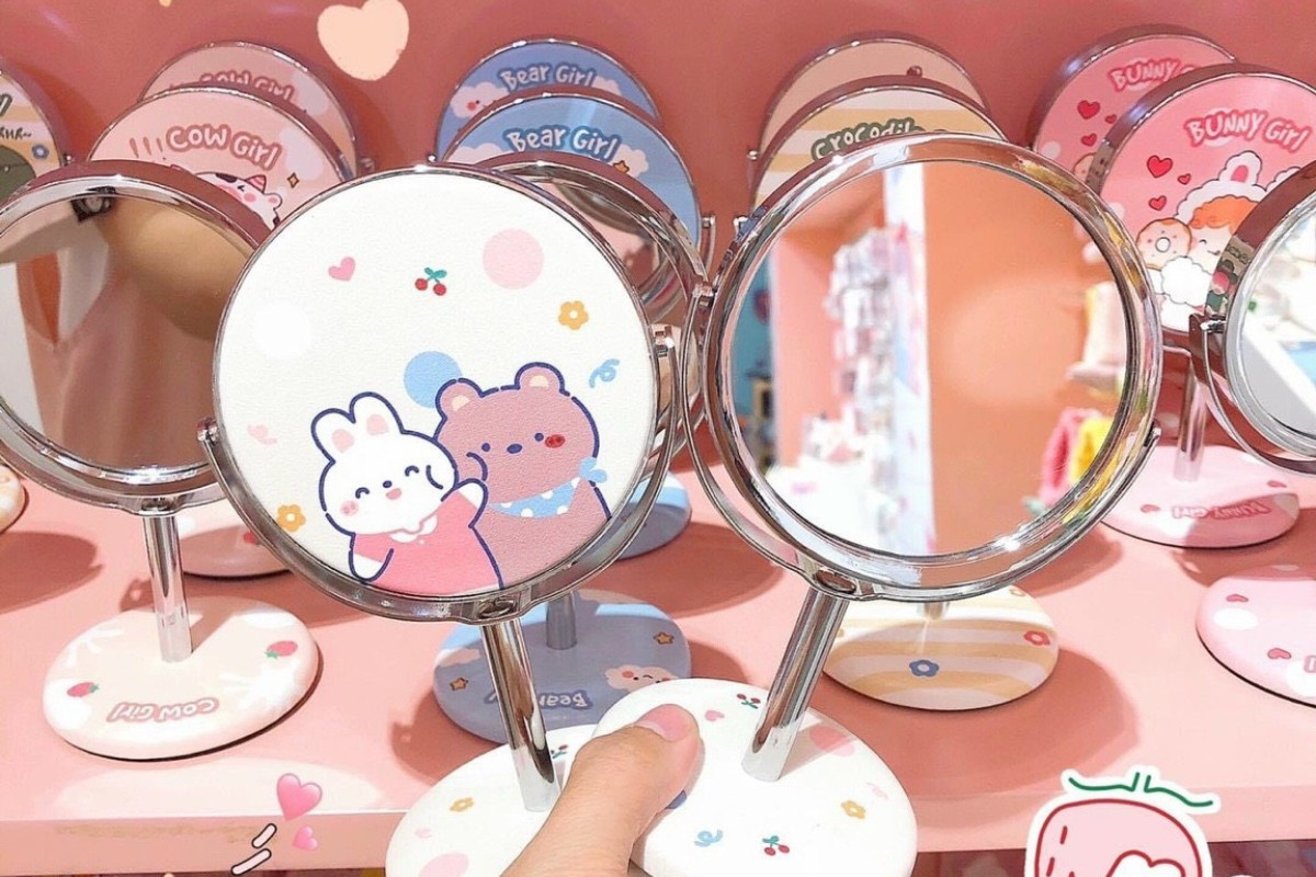 Gương để bàn tròn xoay 360 độ mini
