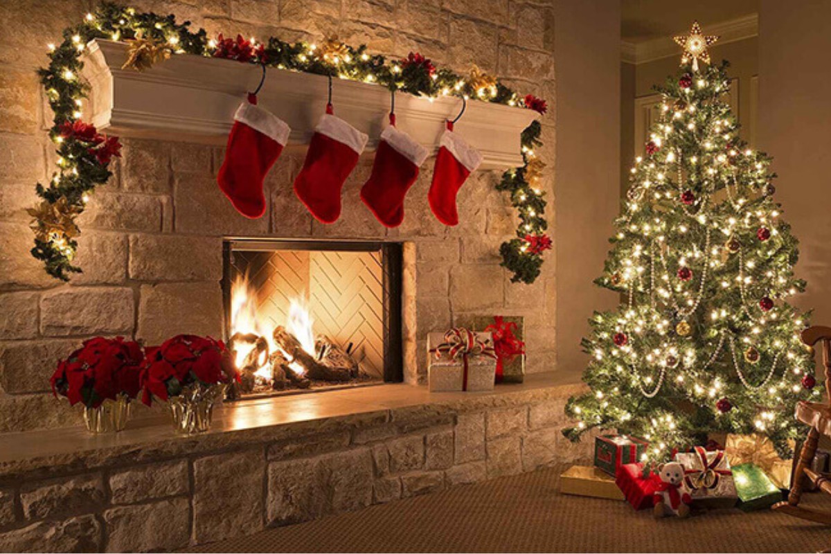 Trang trí noel với đèn LED đa sắc màu