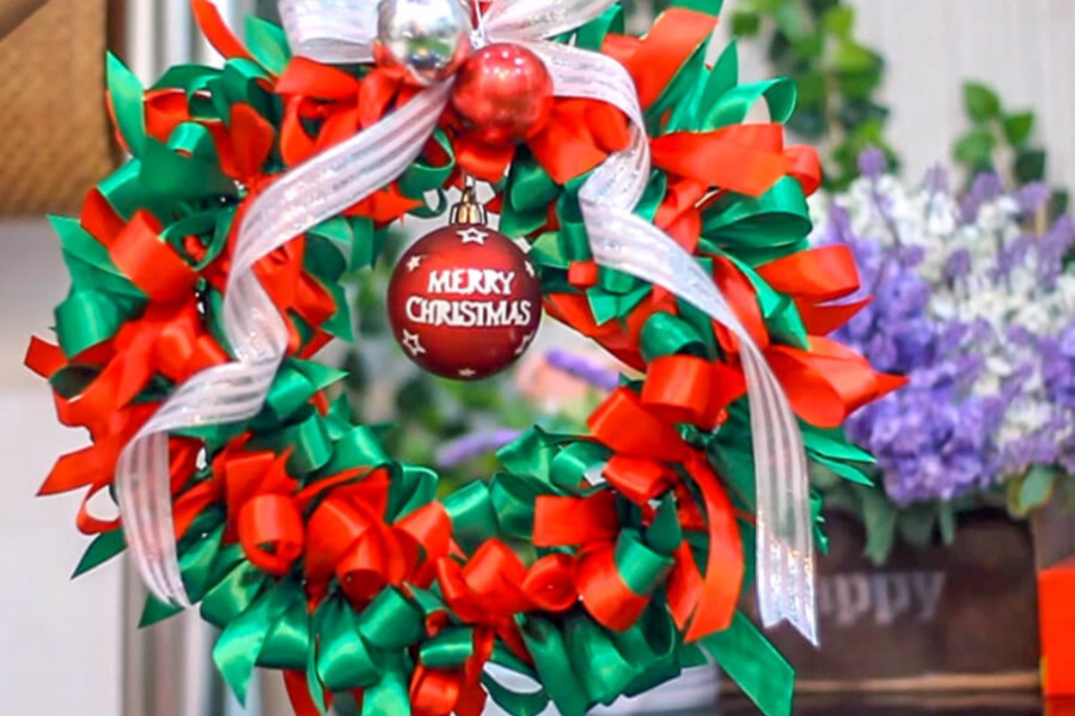 Trang trí noel văn phòng với vòng nguyệt quế
