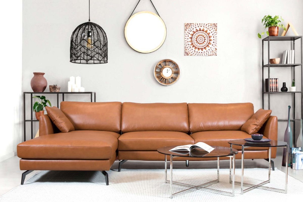 Để sofa da ở những nơi khô ráo, thoáng mát, tránh xa ánh nắng mặt trời