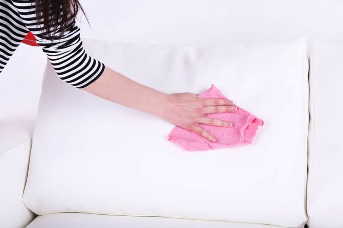 Cách xử lý ghế sofa nỉ bị mốc