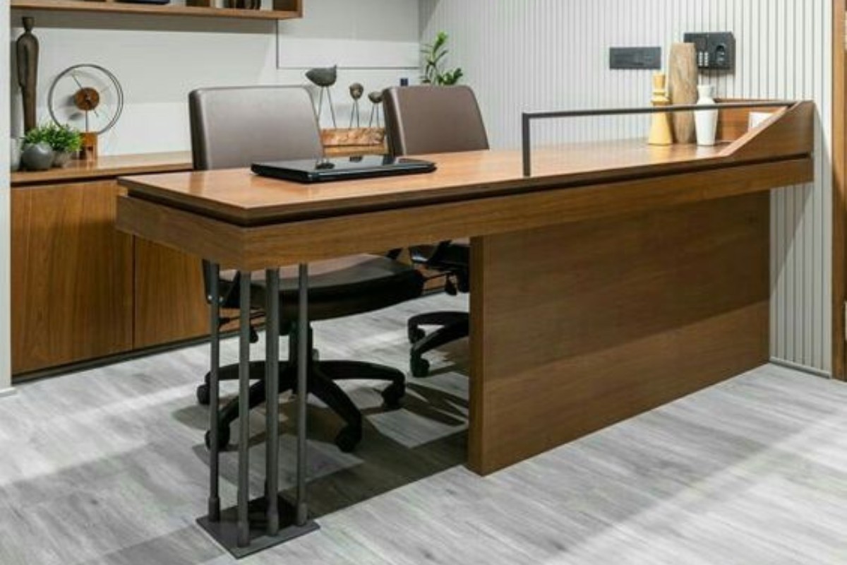 Bàn làm việc chữ I chân sắt