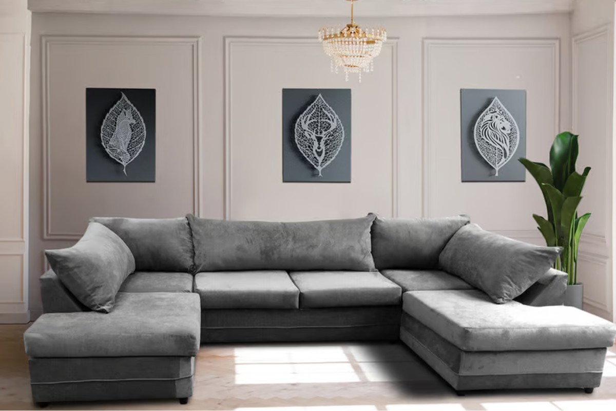 Sofa chữ U với thiết kế cân xứng