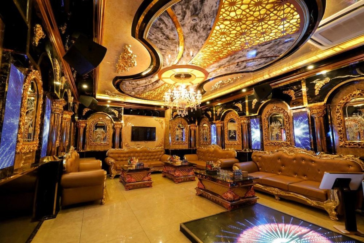 Sofa karaoke hoàng gia tô lên phong cách quyền lực trong kinh doanh