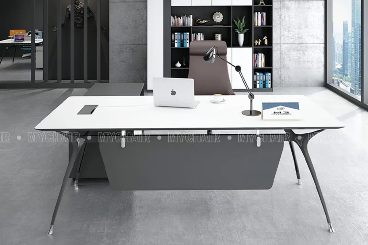 Bàn làm việc màu trắng MC61A cho giám đốc