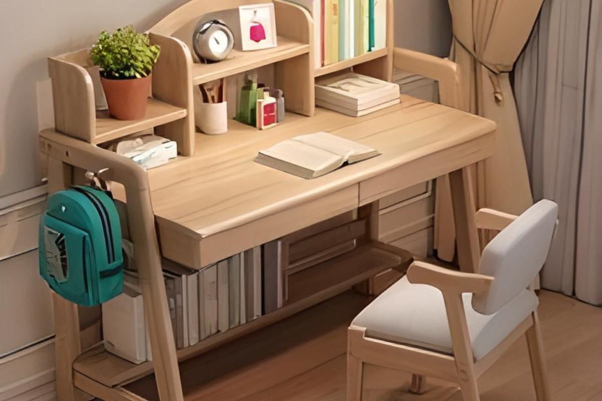 Bàn làm việc Hàn Quốc có kệ sách tiện lợi