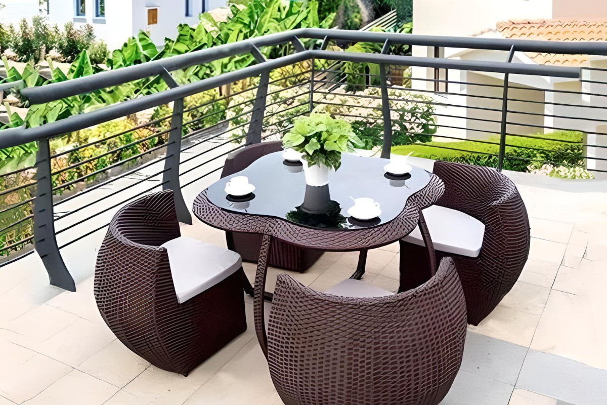 Bàn trà ban công nhựa giả mây bền bỉ