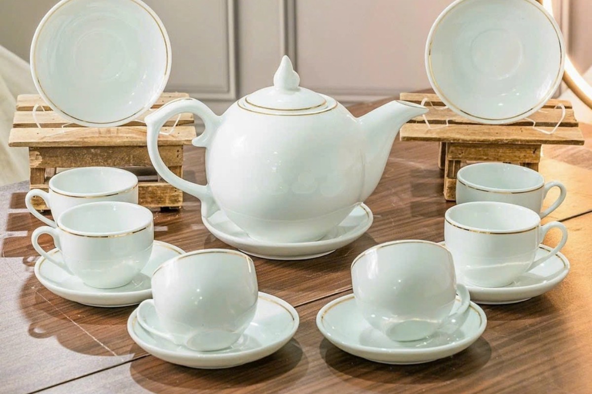 Bộ ấm chén làm quà tết nhân viên