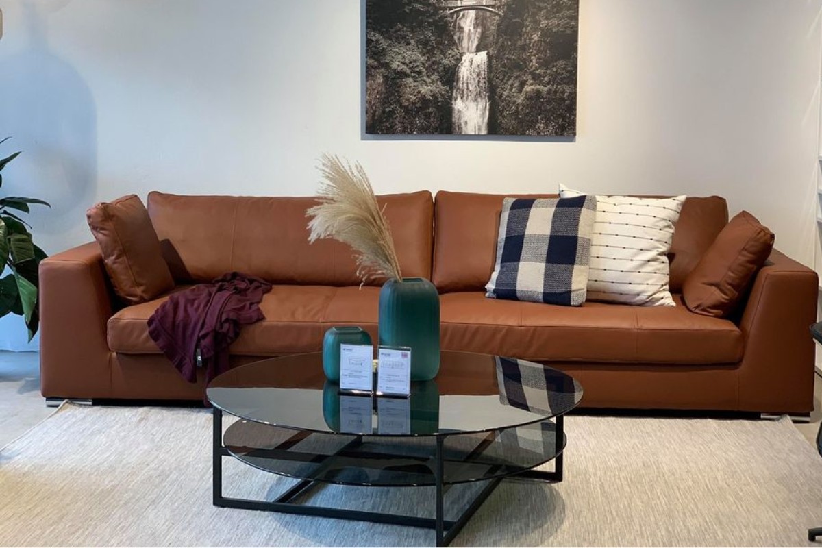 Sử dụng vật liệu bảo vệ ghế sofa
