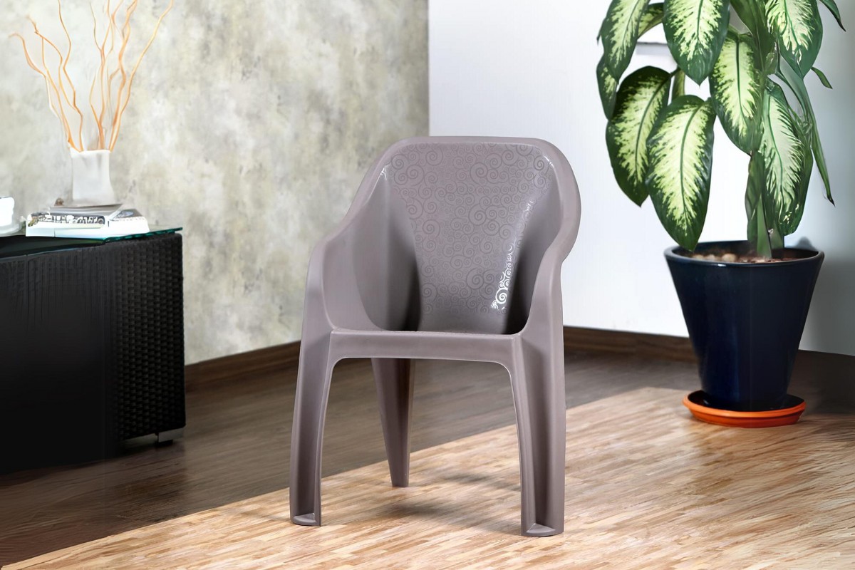 Giá ghế nhựa nằm thư giãn trên thị trường