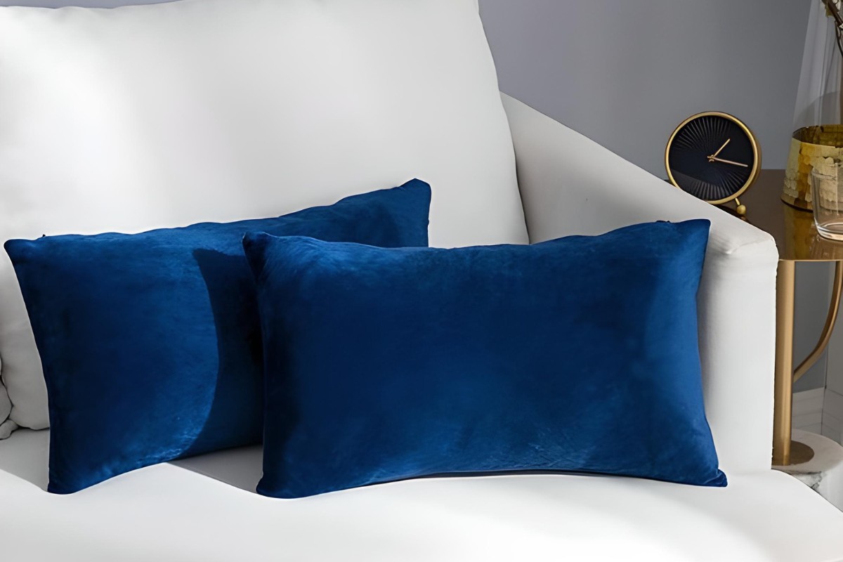 Gối sofa tựa lưng chất liệu vải nhung