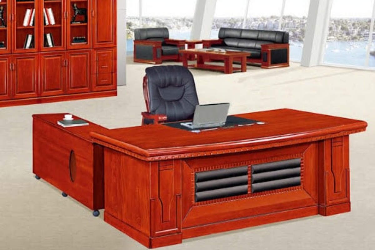 Tìm hiểu về bàn giám đốc nội địa