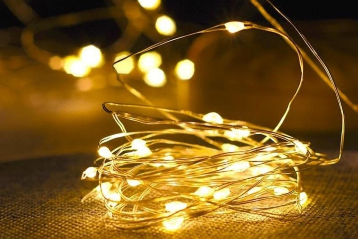 Trang trí tết văn phòng bằng dây led