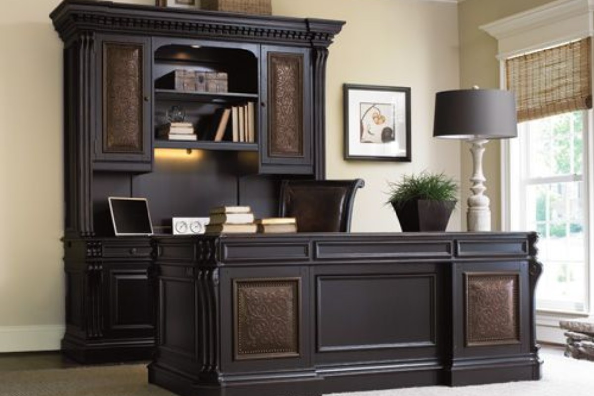 Bàn làm việc cổ điển đối xứng