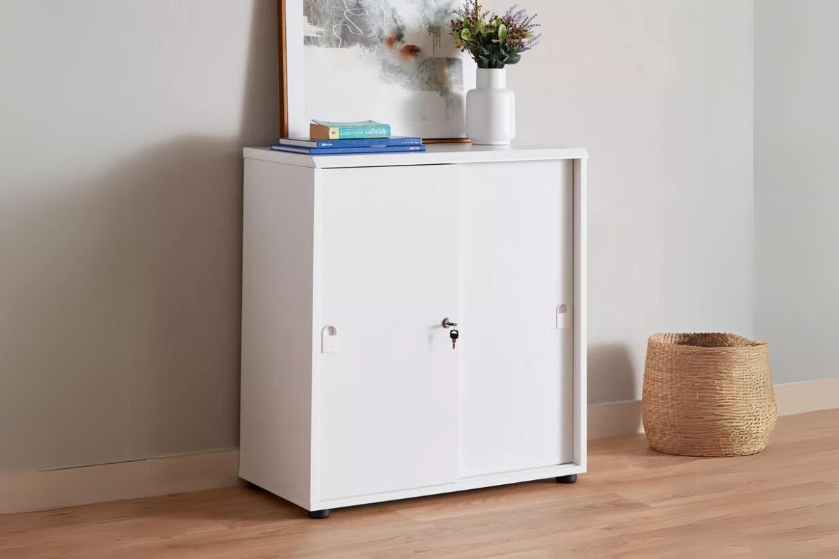 Tủ 2 cánh trượt với khóa an toàn