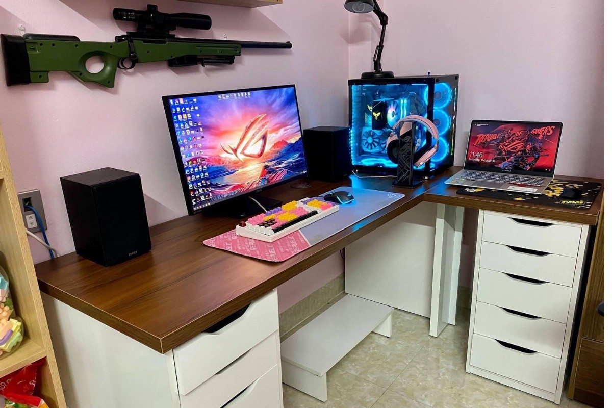 Bàn gaming chữ L