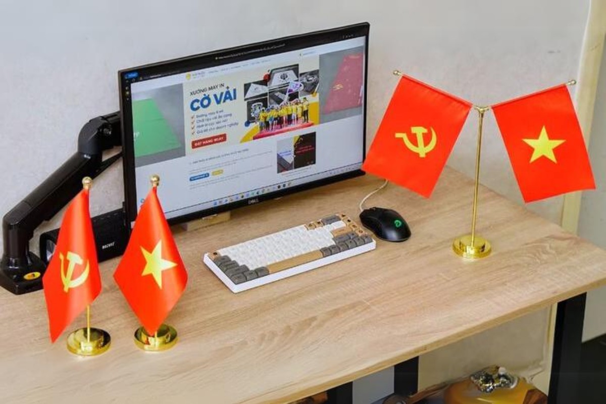 Tìm hiểu về cờ để bàn làm việc