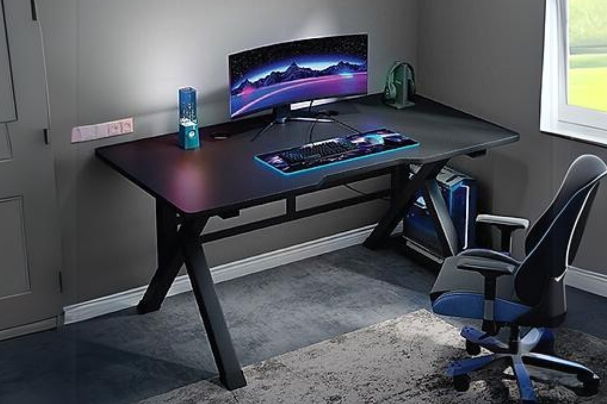 Đặc điểm của bàn làm việc gaming