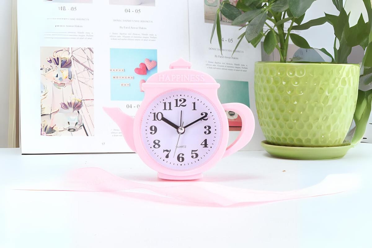 Đồng hồ để bàn làm việc