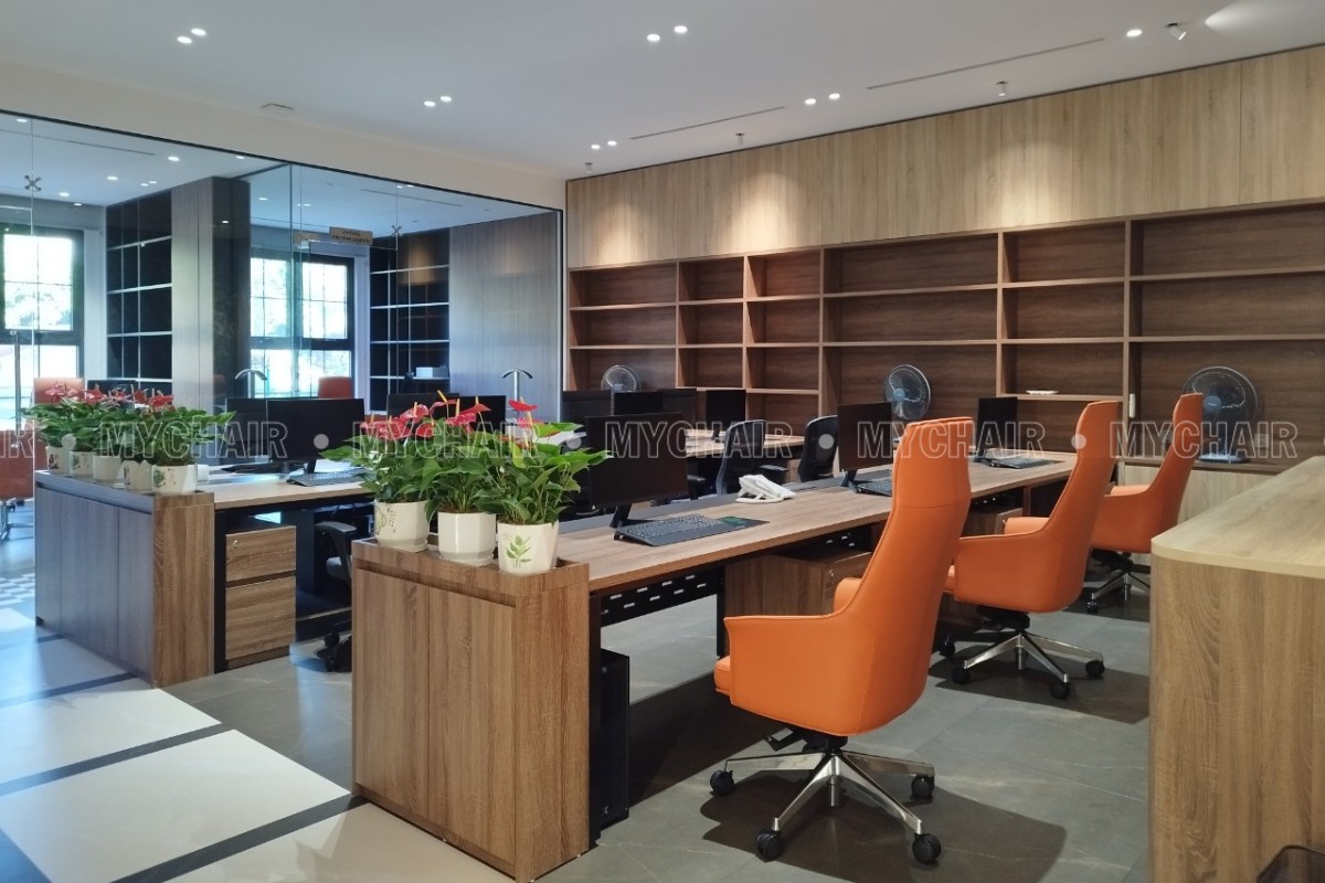 Ghế xoay chân 5 cánh tăng tính linh hoạt