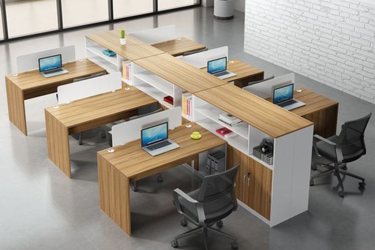 Bàn làm việc gỗ công nghiệp có kiểu dáng và mẫu mã đa dạng