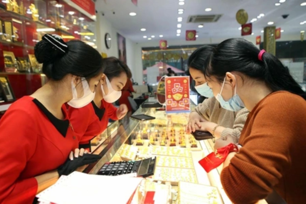 Những việc nên làm vào ngày vía thần tài