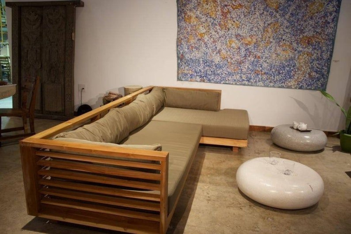 Sofa hình chữ L gỗ phong cách cổ điển