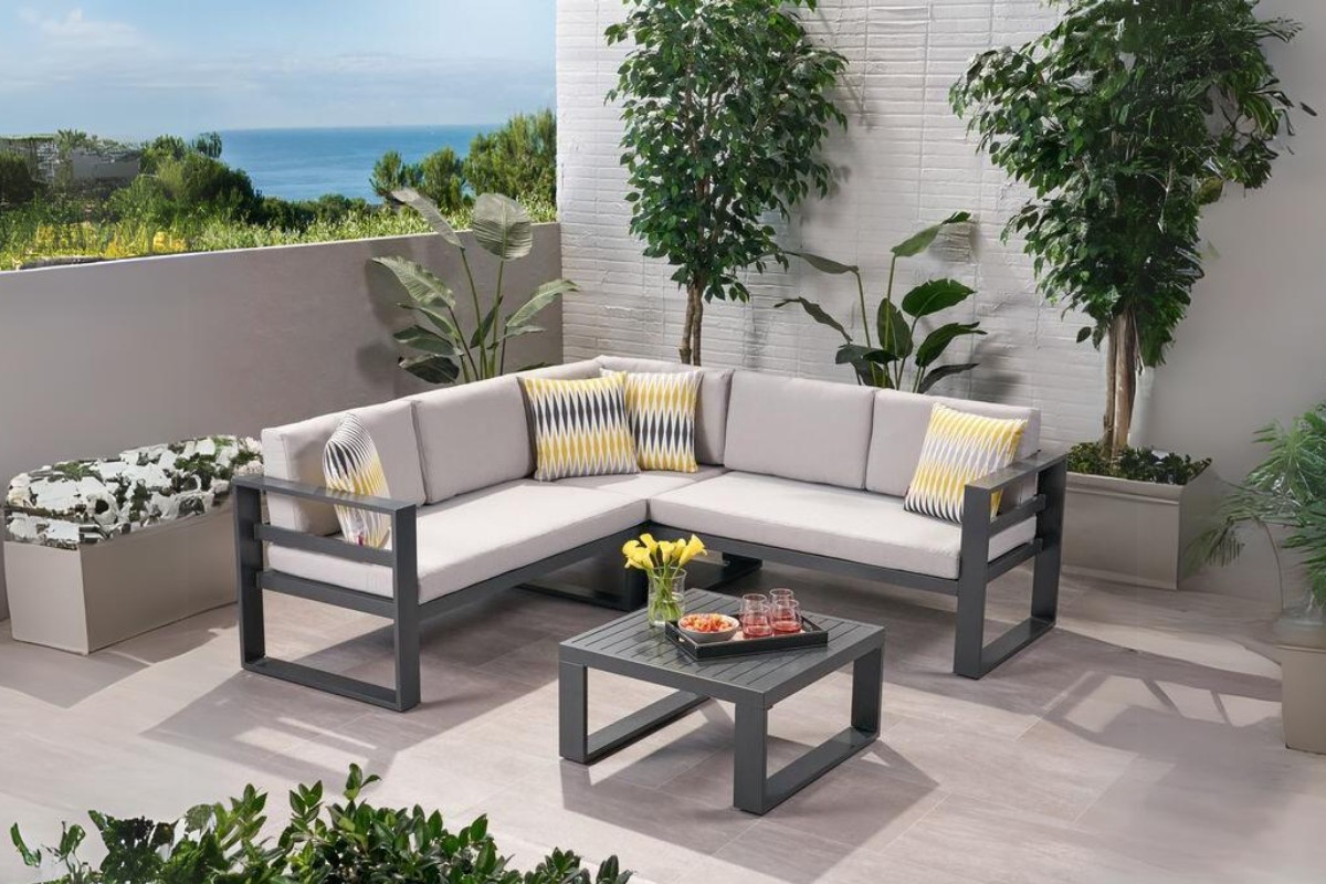 Sofa sắt để ngoài trời