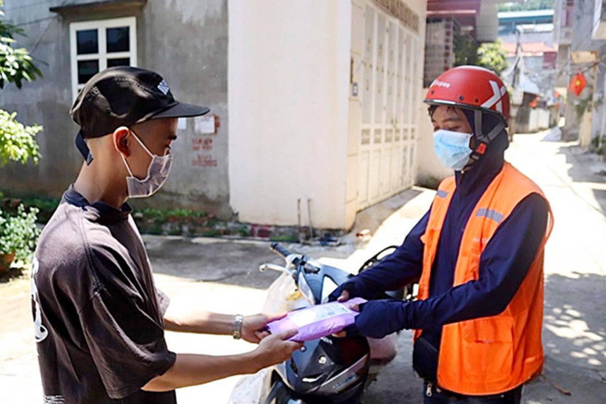 Tăng cường dịch vụ giao hàng đáp ứng nhu cầu sắm tết