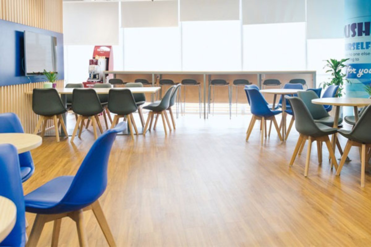 Thiết kế văn phòng đại diện đẹp mắt