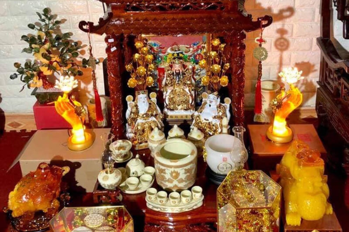 Vị trí bát hương trên bàn thờ Thần Tài, Thổ Địa