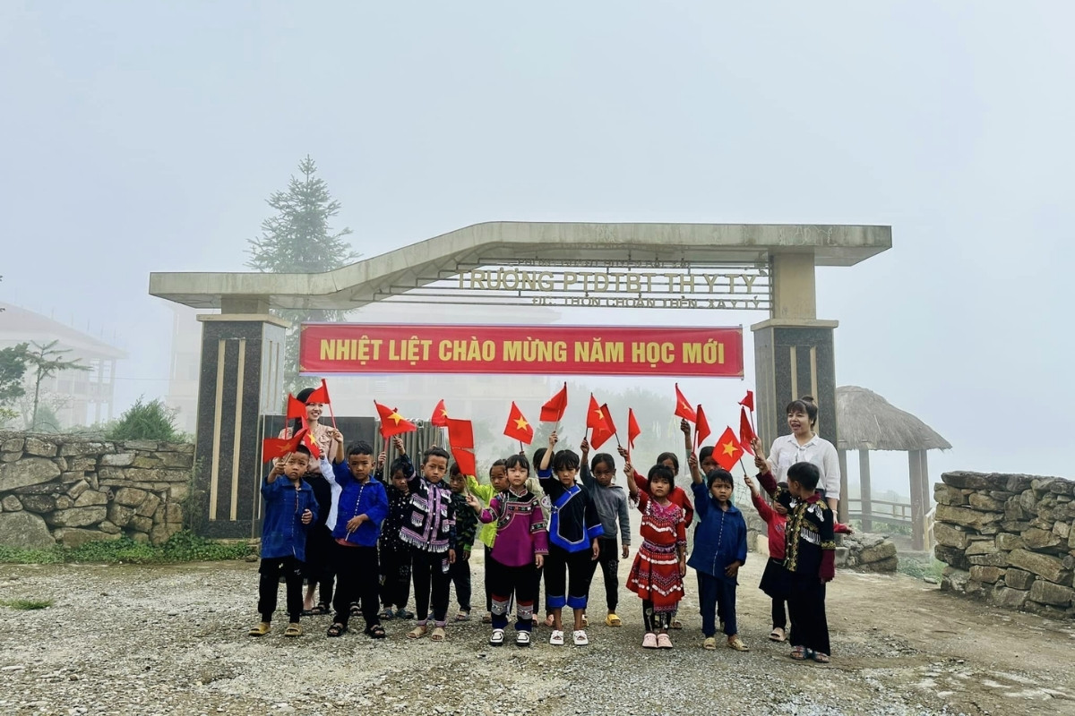 Hành trình thiện nguyện áo ấm cho em