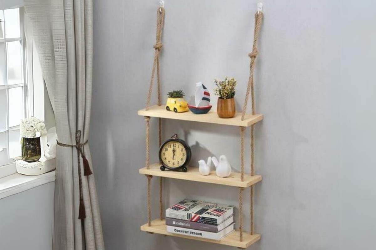 Kệ sách treo tường tự làm bằng dây thừng