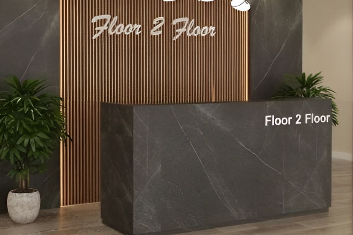 Thiết kế quầy lễ tân bằng đá hoa cương cao cấp