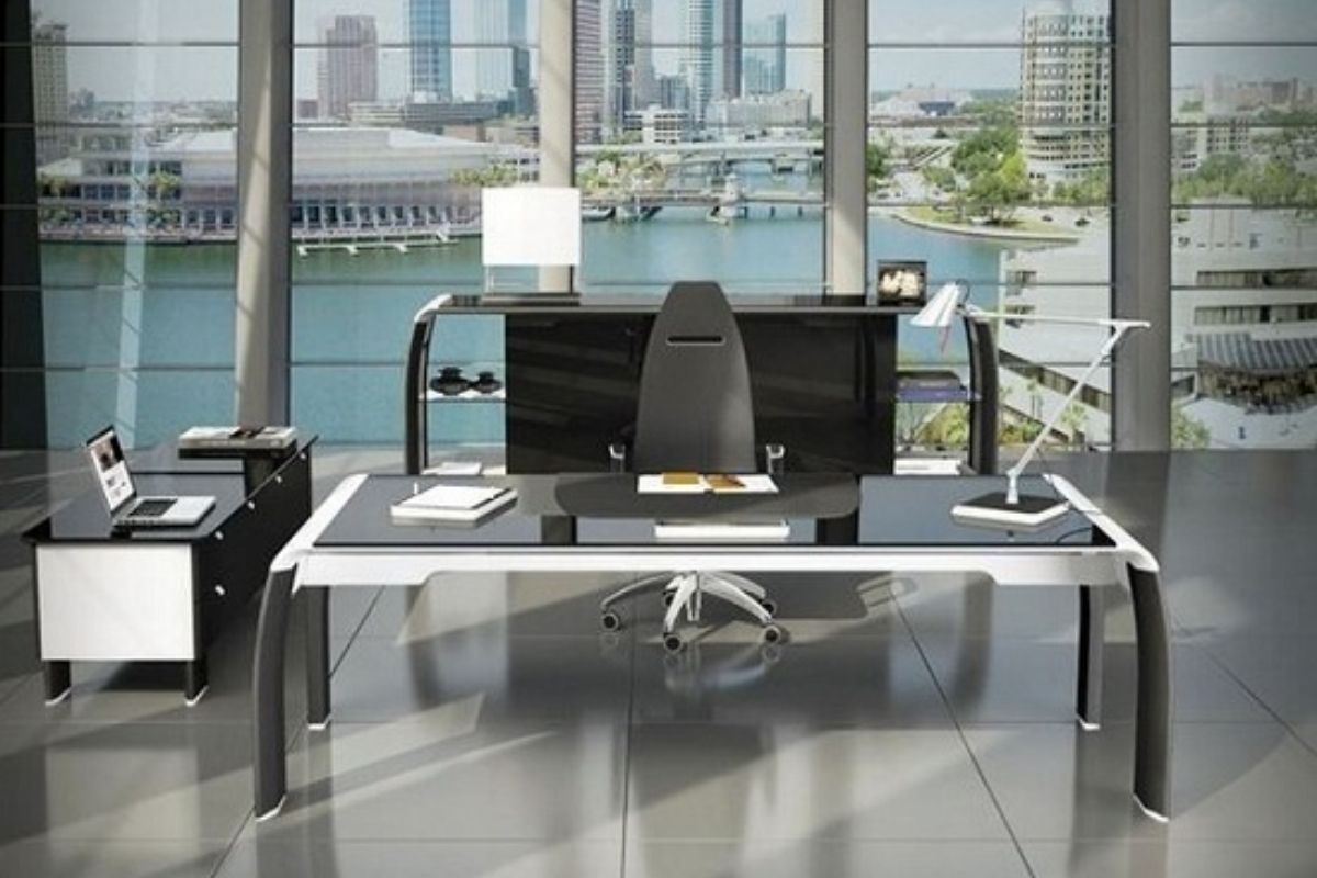 Bàn giám đốc kính cường lực