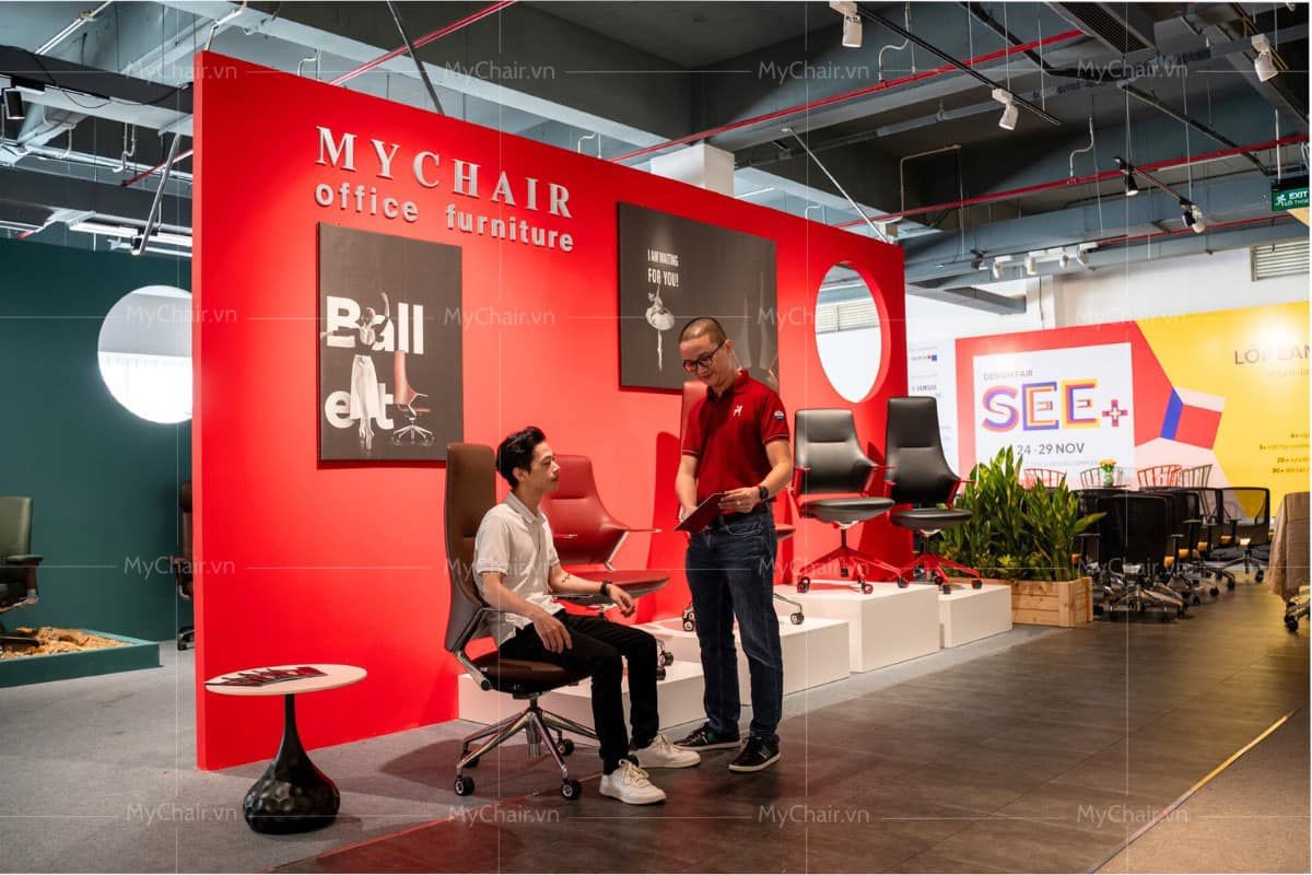 Trải nghiệm thử sản phẩm tại Showroom MyChair