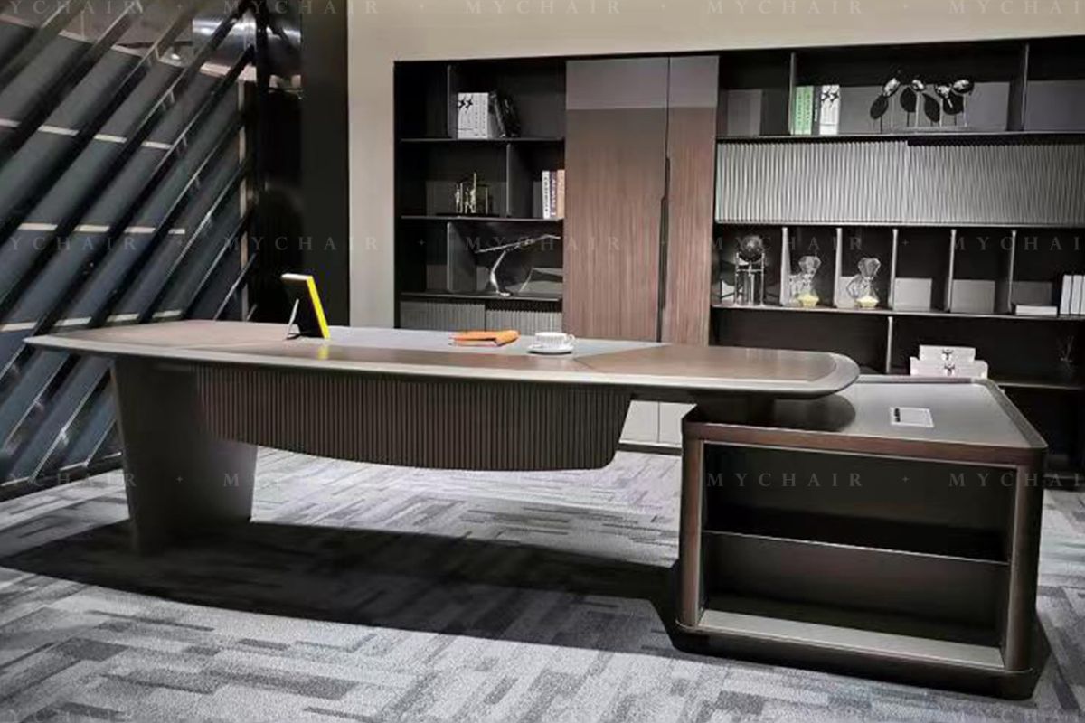 Chọn bàn giám đốc với thiết kế hiện đại