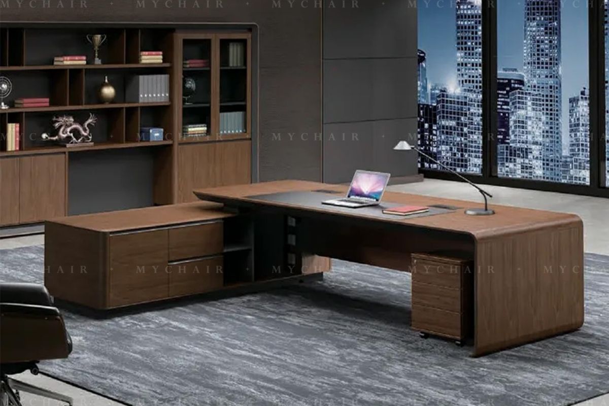 Lựa chọn nhà cung cấp bàn chủ tịch gỗ tự nhiên uy tín