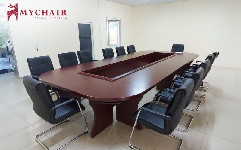 Với phần lưng đệm được thiết kế tốt cho sức khỏe người dùng