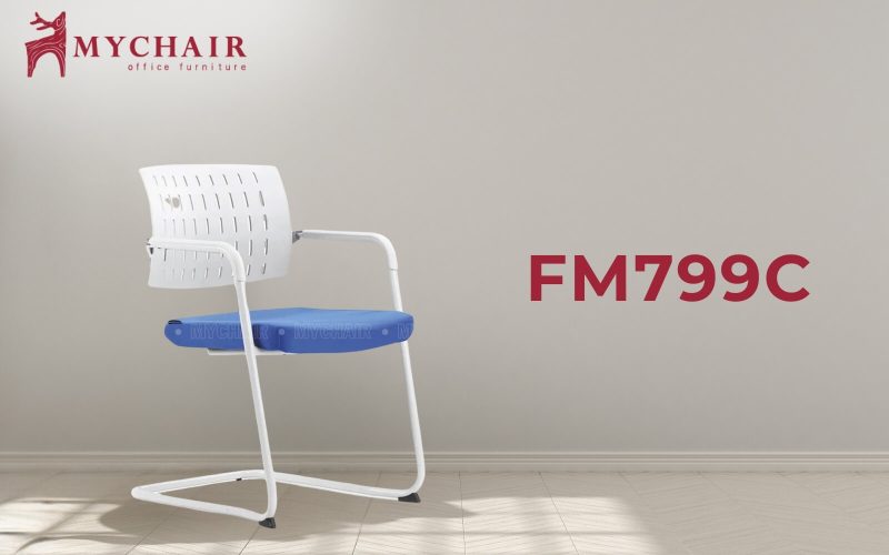FM799C với thiết kế chân quỳ chắc chắn