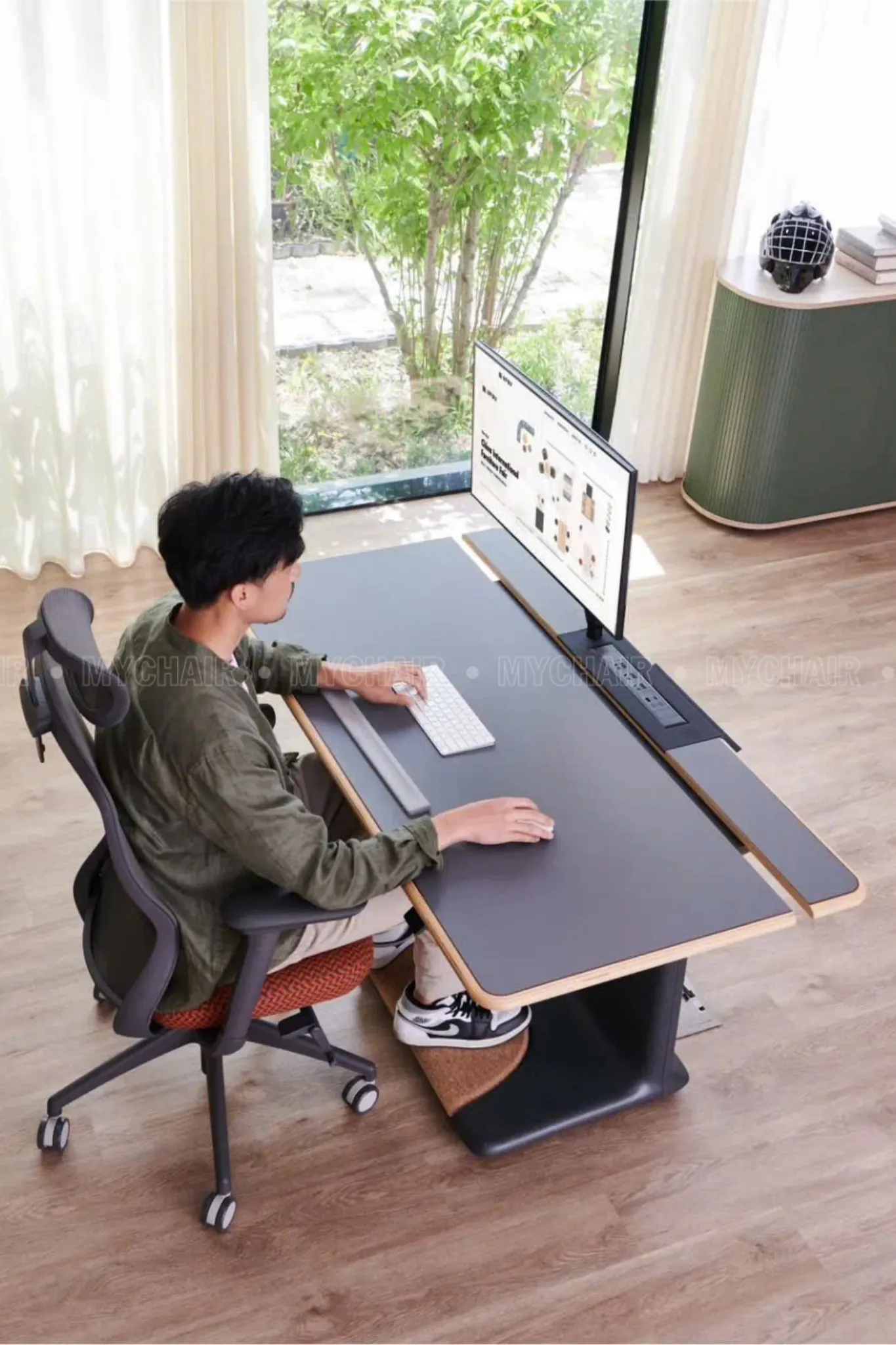Ghế công thái học ergonomic hỗ trợ cột sống