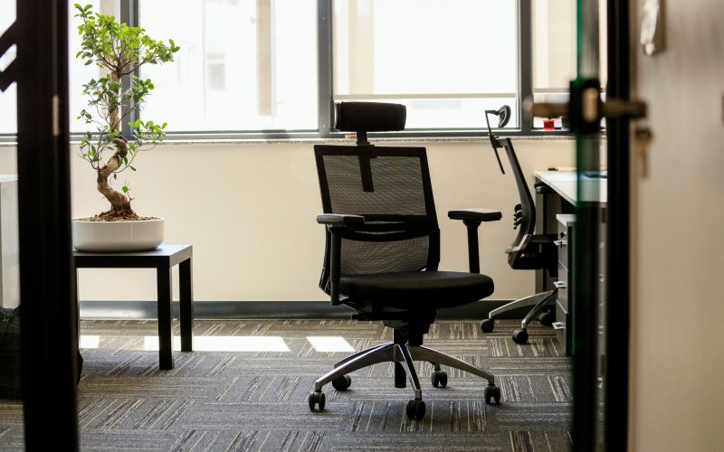 Nên chọn ghế da hay ghế lưới? Ghế lưới phù hợp với ai thích sự thông thoáng Nên chọn ghế da hay ghế lưới? Ghế lưới phù hợp với ai thích sự thông thoáng