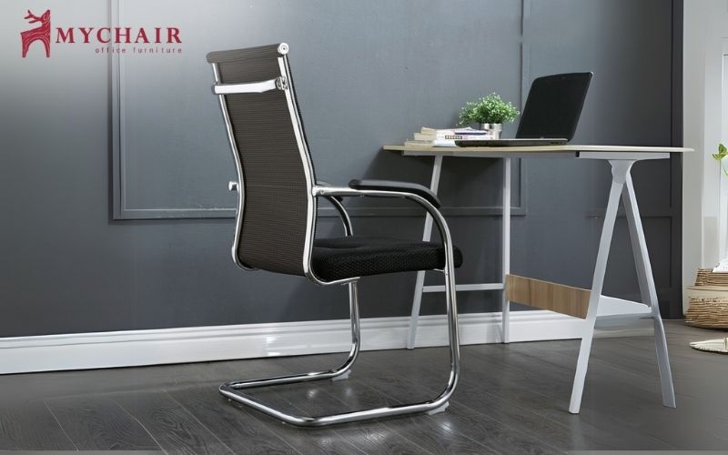 Ghế chân quỳ lưới mang lại sự thoải mái, thoáng mát cho người ngồi Ghế chân quỳ lưới