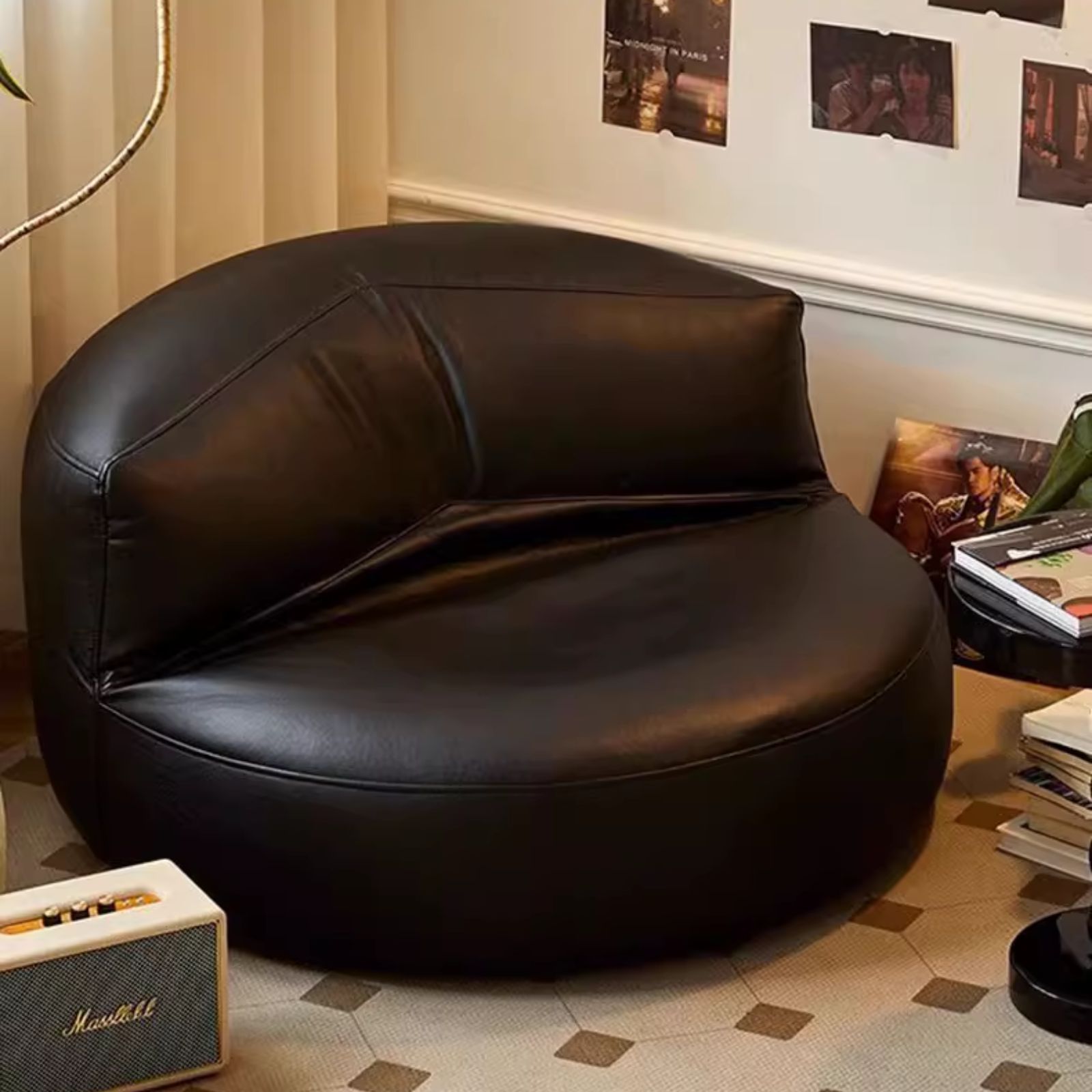 Mẫu ghế lười sofa hình tròn có tựa lưng chất liệu da cao cấp, tone màu đen sang trọng Mẫu ghế lười sofa hình tròn có tựa lưng chất liệu da cao cấp, tone màu đen sang trọng