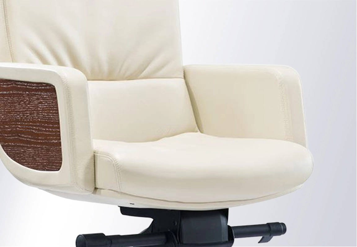 ghế văn ph&ograve;ng gi&aacute;m đốc no641-1a sử dụng đệm m&uacute;t cao su non nguy&ecirc;n khối