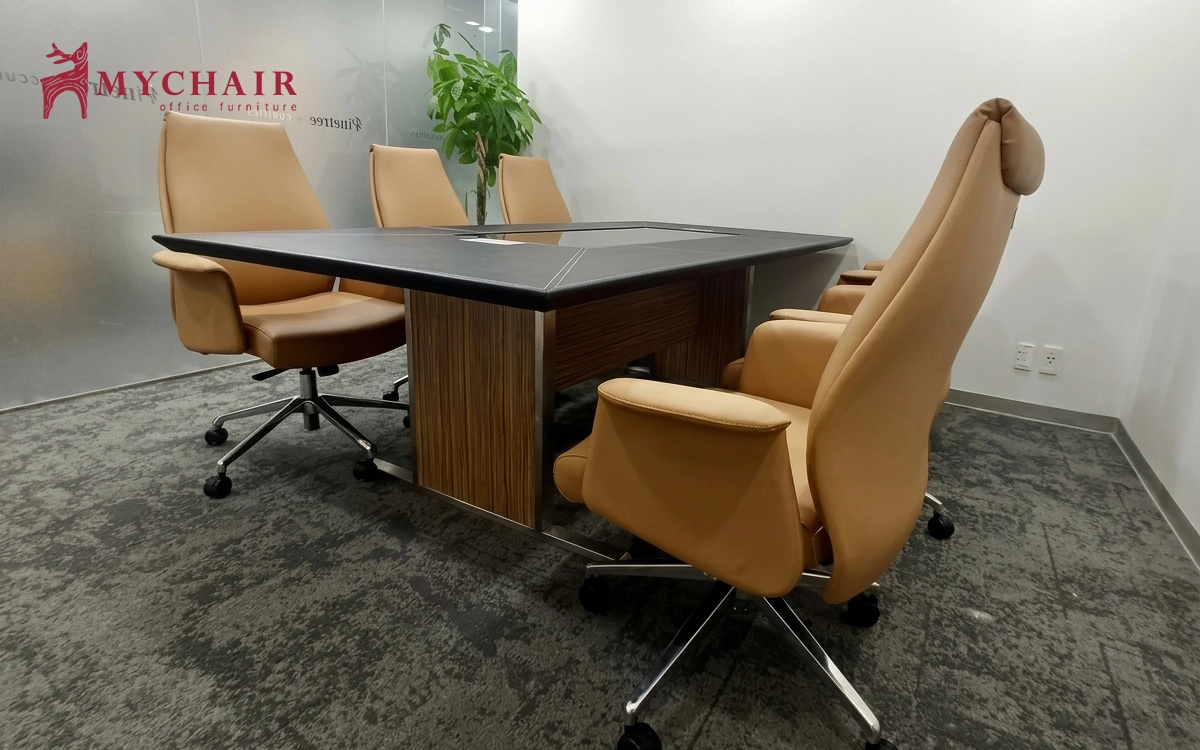 mychair cung cấp nội thất văn phòng cho công ty pinetree