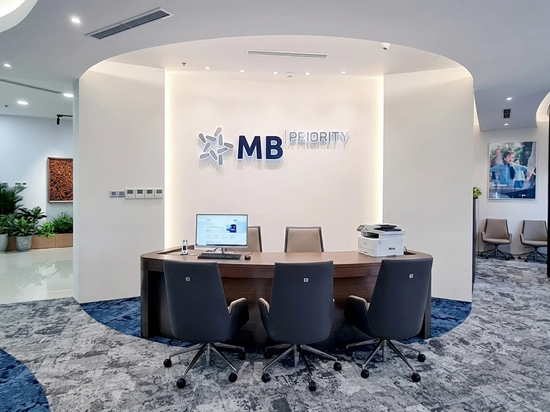 mychair cung cấp nội thất văn phòng cho mb bank