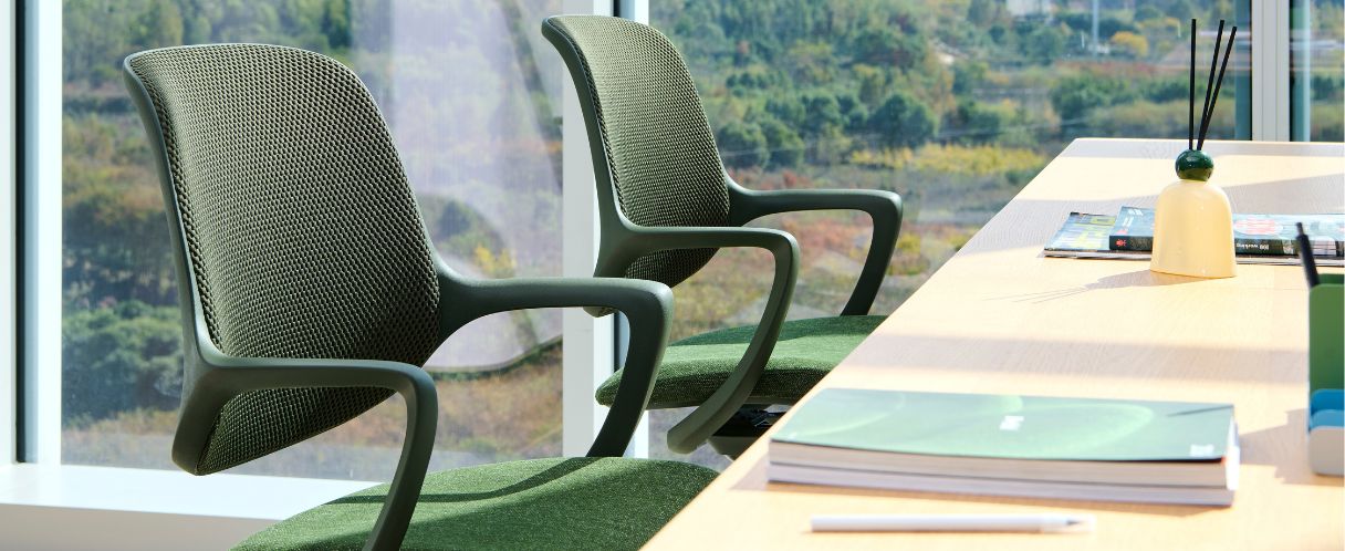 ghế xoay văn phòng lưới nỉ niro