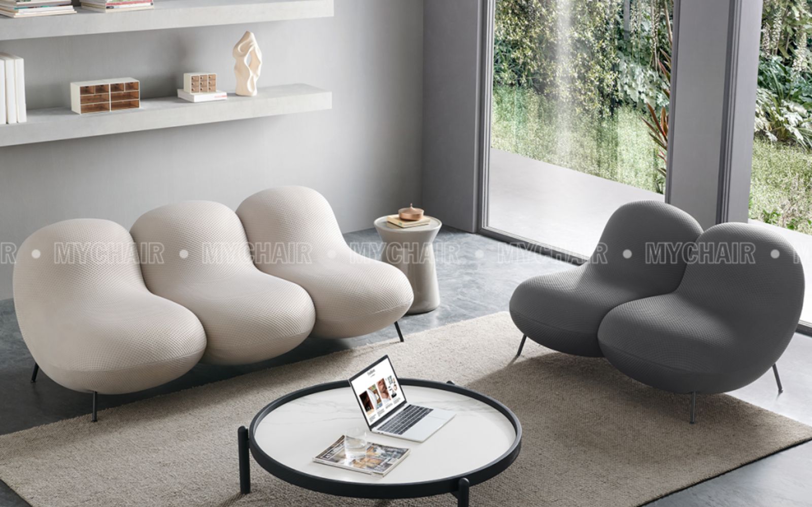 sofa màu kem đơn giản